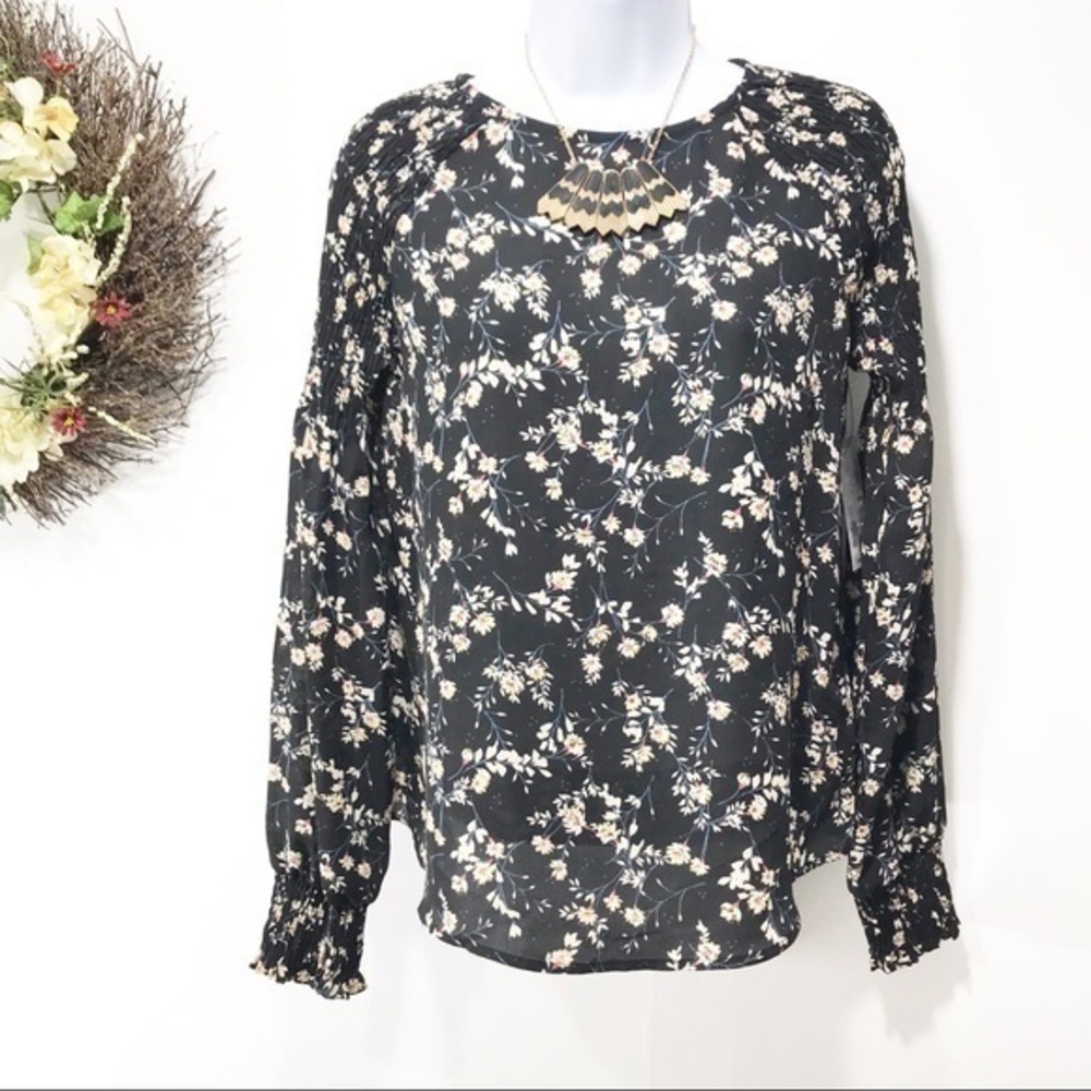 NWT a.n.a women’s blouses size XS